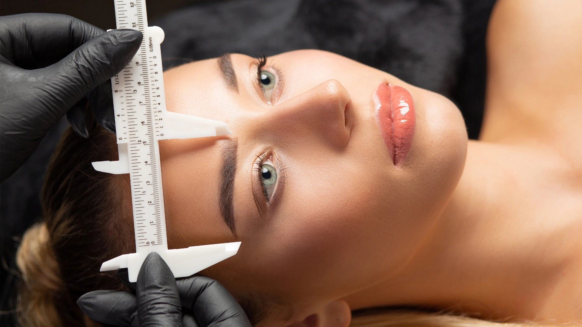 eyebrow lift treatment